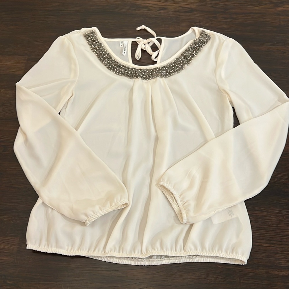 Women’s Blouse